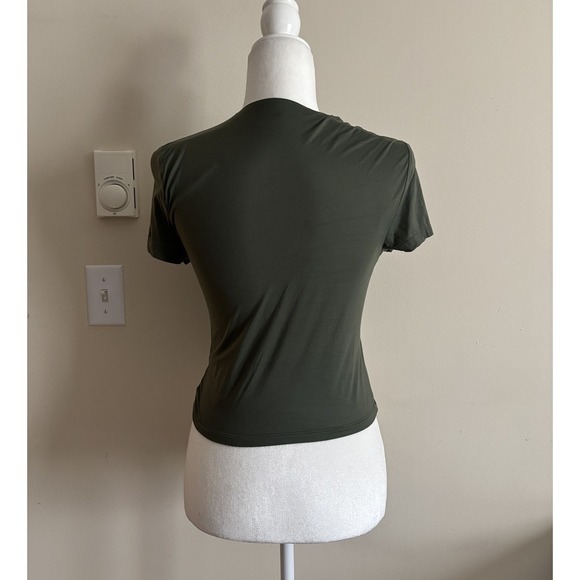 Abercrombie & Fitch Womens Small Crop Top Short Sleeve Grunge Casual Stretch - Picture 5 of 5